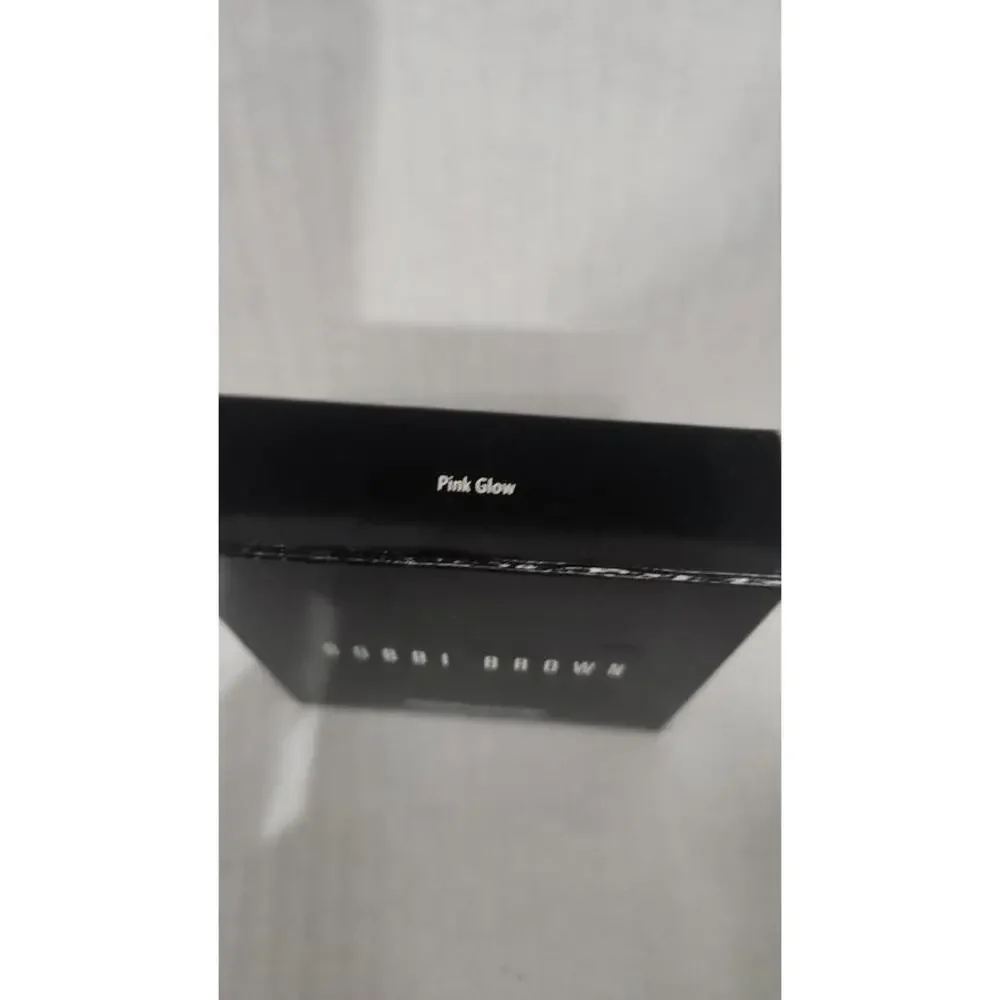 Bobbi Brown Highlighting Powder Pink Glow 0.28oz 8g Face Makeup New with Box - Picture 3 of 5